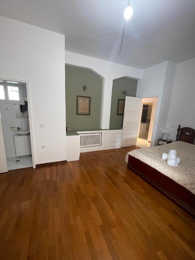 Dr. J. Spon Apartment นาฟปาคตอส ภายนอก รูปภาพ